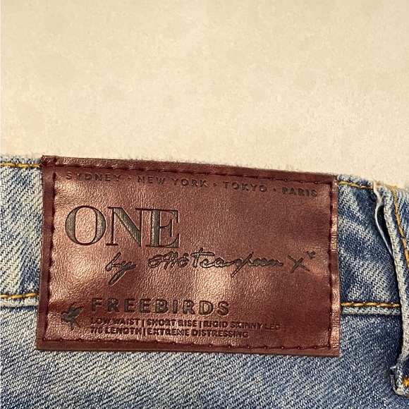 One Teaspoon Jeans - Picture 2 of 4